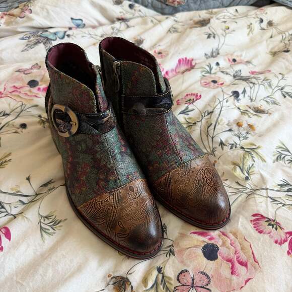 Spring Step L'Artiste Shoes - Spring Step L'Artiste Georgiana-Scope Olive Multi Leather Ankle Booties